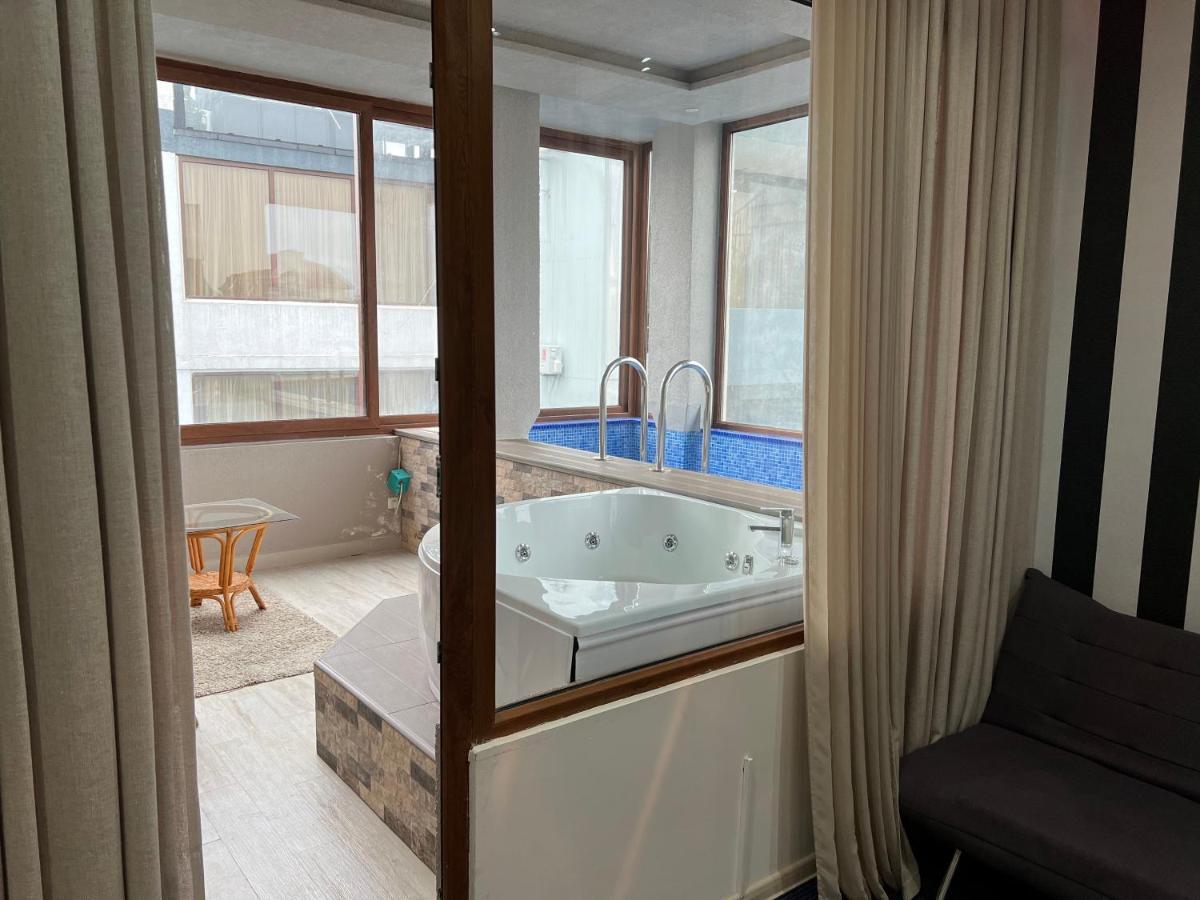 Kent Hotel Kobuleti Bagian luar foto