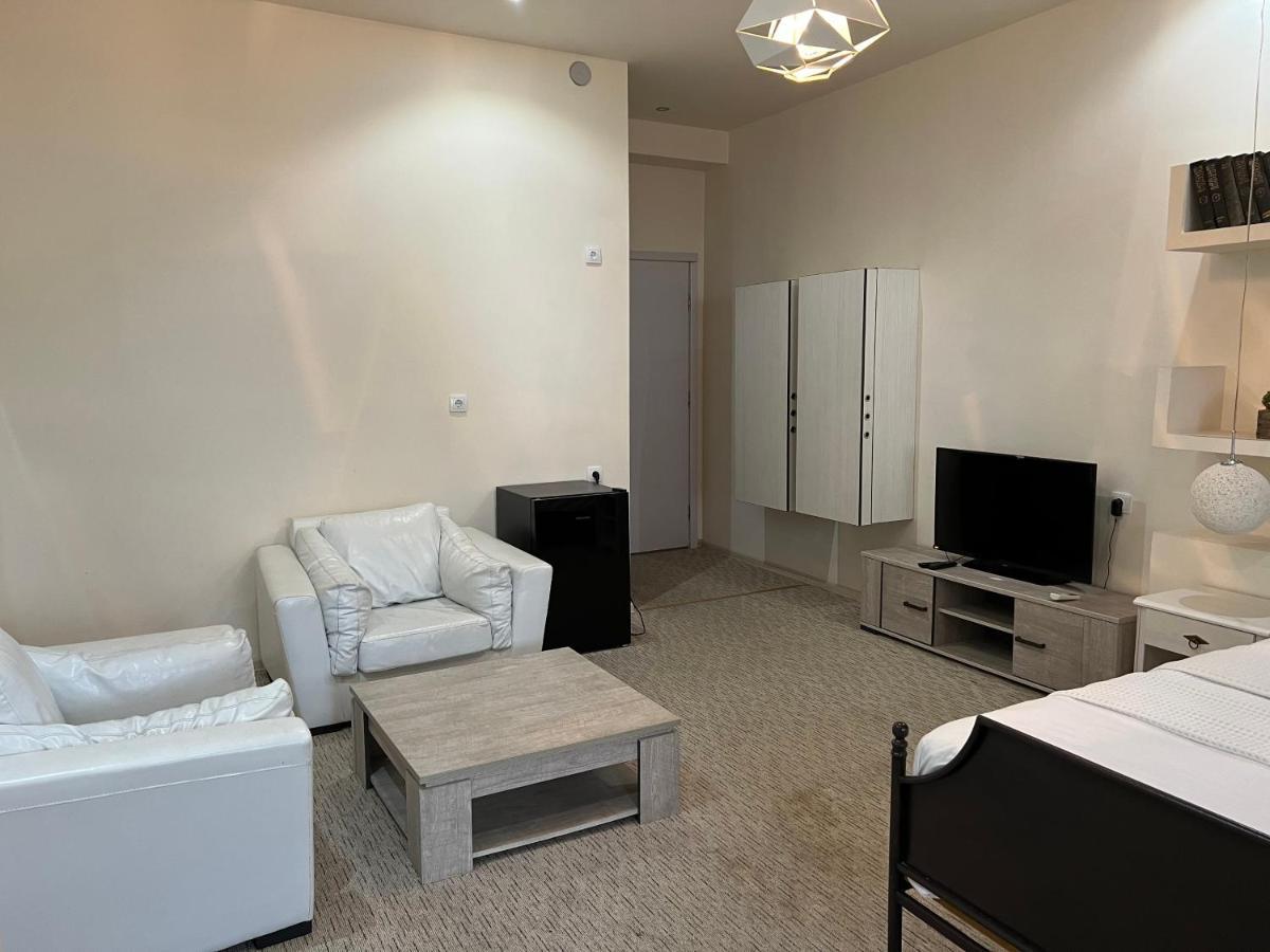 Kent Hotel Kobuleti Bagian luar foto