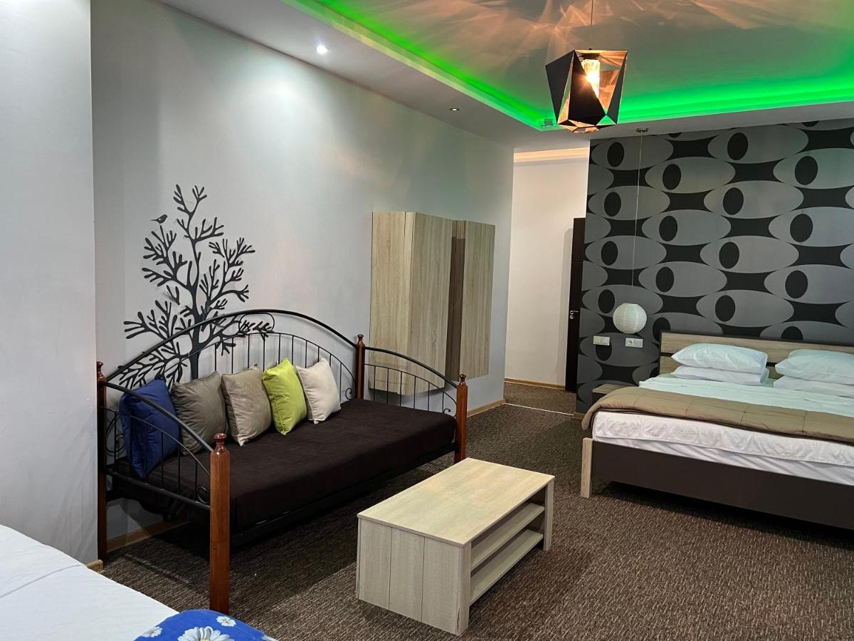 Kent Hotel Kobuleti Bagian luar foto