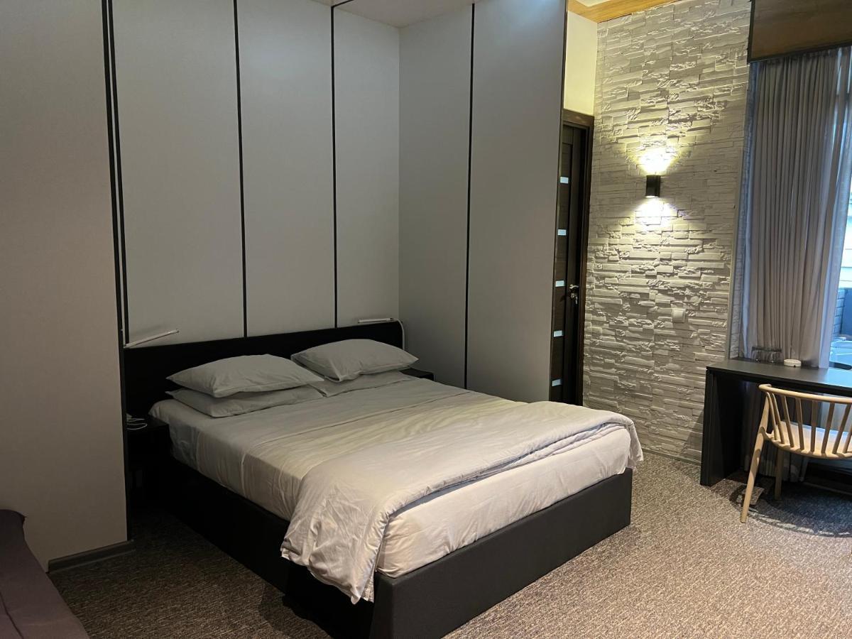 Kent Hotel Kobuleti Bagian luar foto