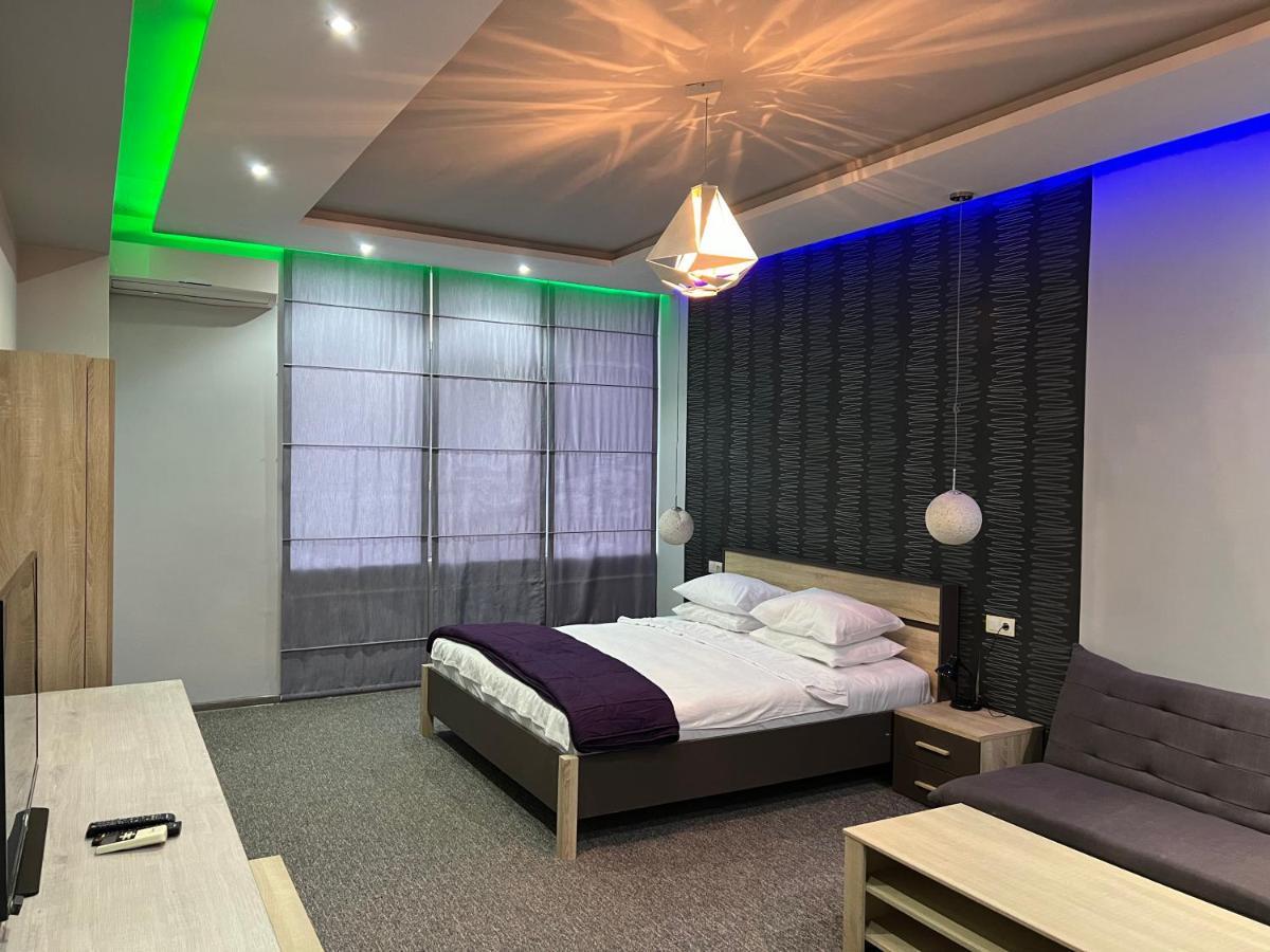 Kent Hotel Kobuleti Bagian luar foto