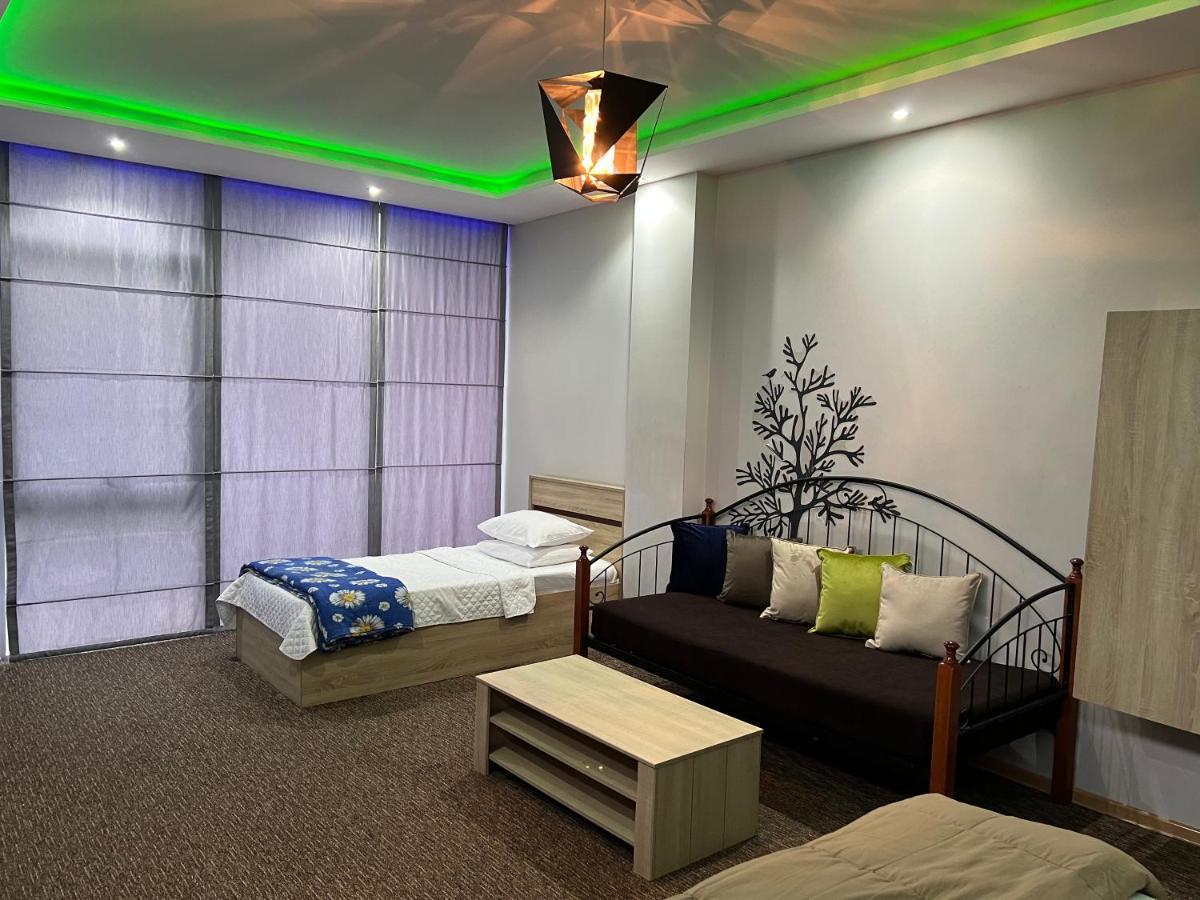 Kent Hotel Kobuleti Bagian luar foto