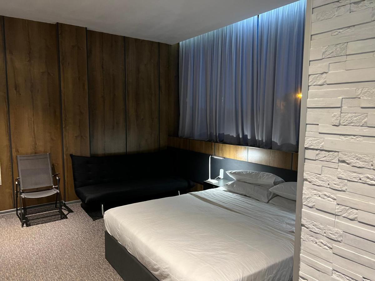 Kent Hotel Kobuleti Bagian luar foto