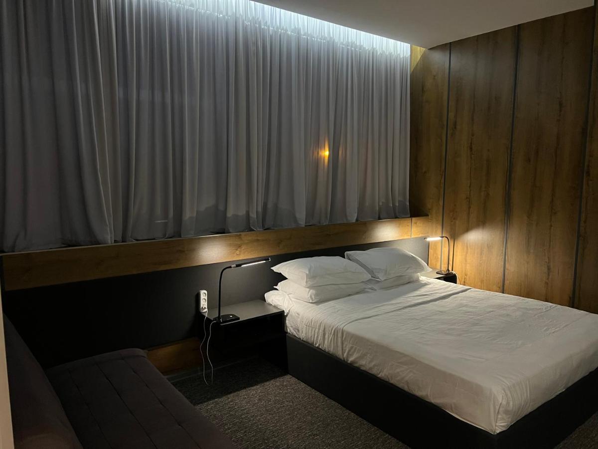 Kent Hotel Kobuleti Bagian luar foto